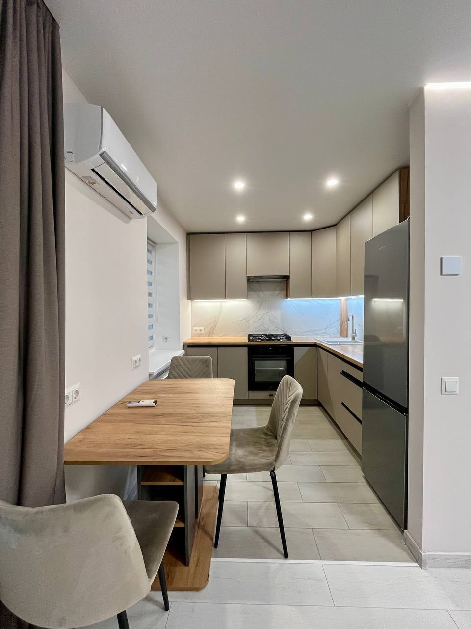 Аренда 2-комнатной квартиры 48 м², Александра Поля просп.