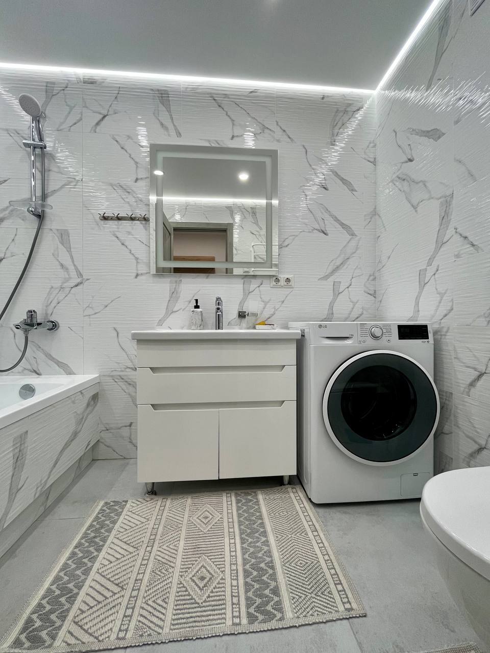 Аренда 2-комнатной квартиры 48 м², Александра Поля просп.