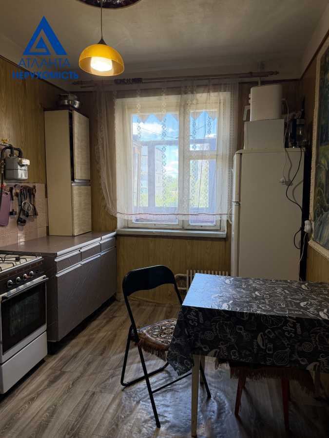 Продажа 3-комнатной квартиры 72 м², Кравчука ул., 26