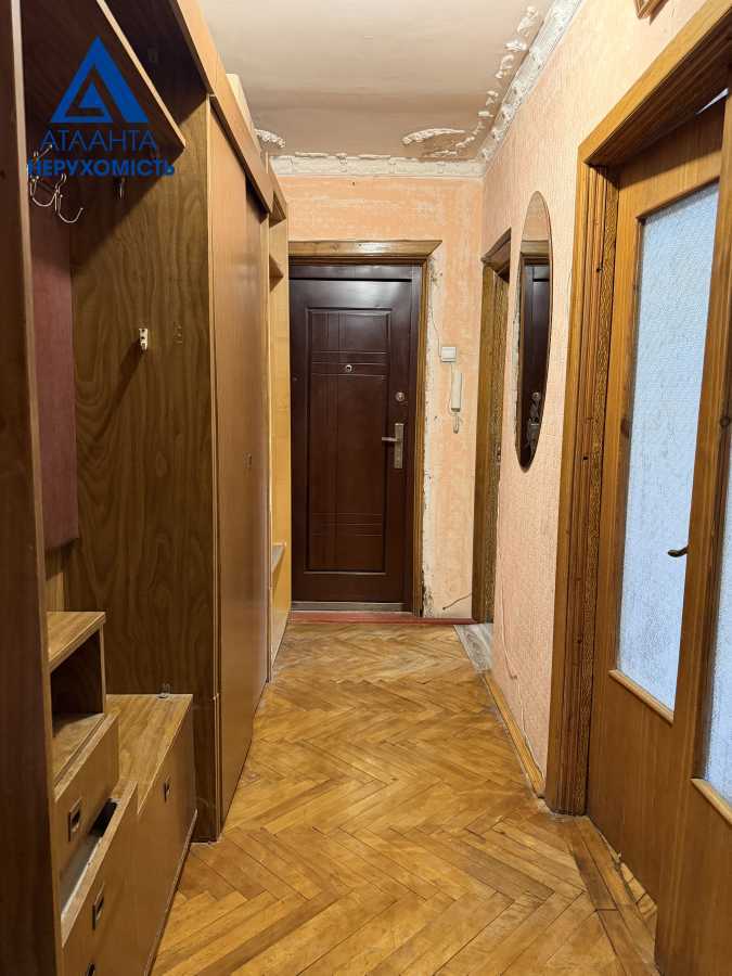 Продажа 3-комнатной квартиры 72 м², Кравчука ул., 26