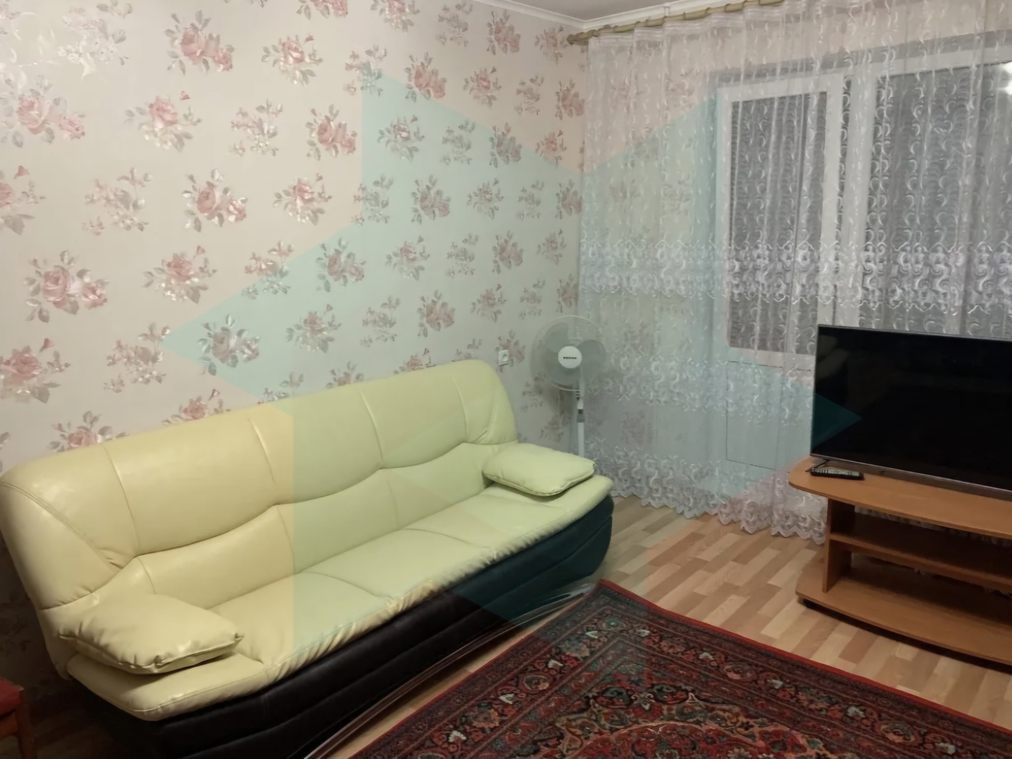 Аренда 1-комнатной квартиры 40 м², Новогодняя ул.