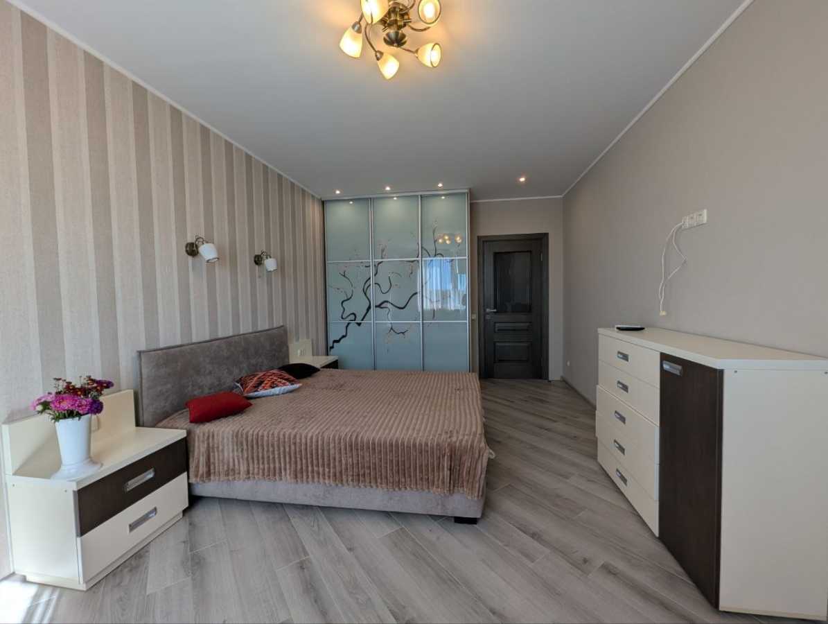 Оренда 1-кімнатної квартири 51 м², Авіаконструктора Ігоря Сікорського вул., 1