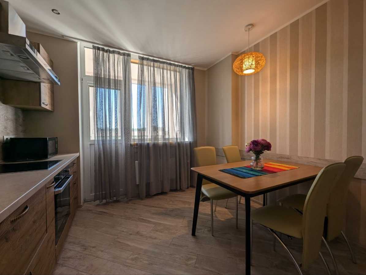 Оренда 1-кімнатної квартири 51 м², Авіаконструктора Ігоря Сікорського вул., 1