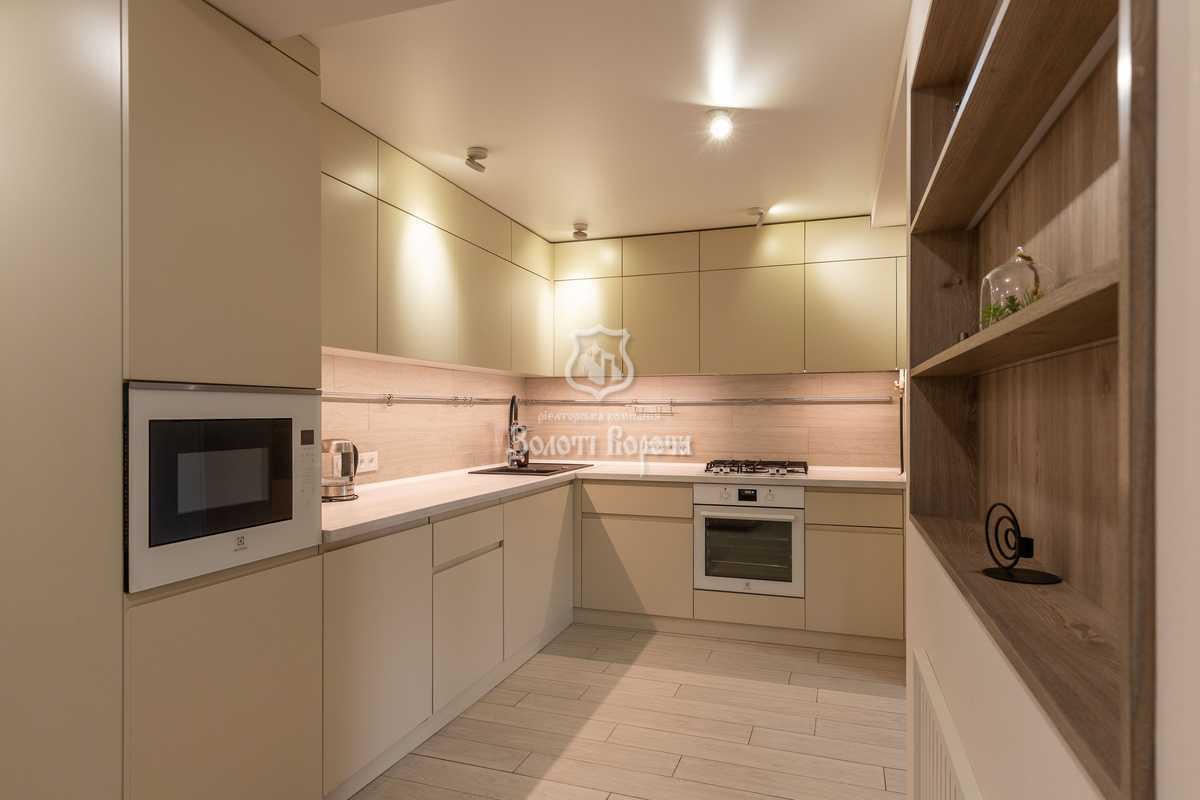 Продаж 2-кімнатної квартири 75.5 м², Березняківська вул., 14А