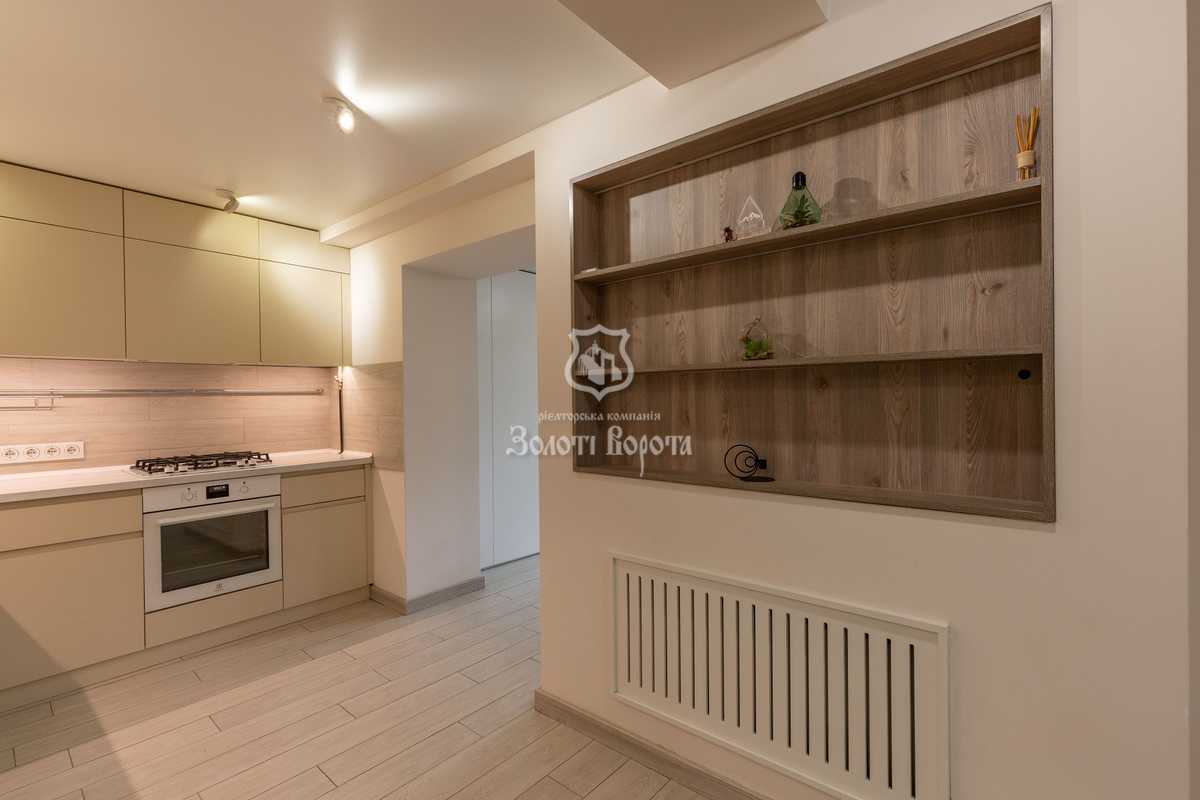 Продаж 2-кімнатної квартири 75.5 м², Березняківська вул., 14А