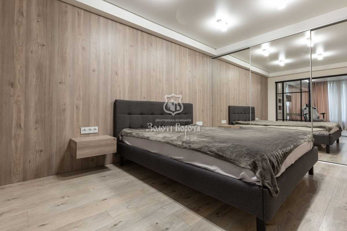 Продаж 2-кімнатної квартири 75.5 м², Березняківська вул., 14А