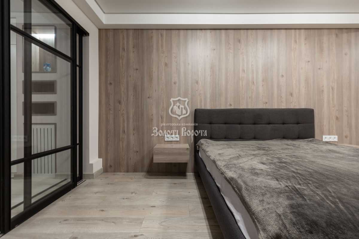 Продаж 2-кімнатної квартири 75.5 м², Березняківська вул., 14А