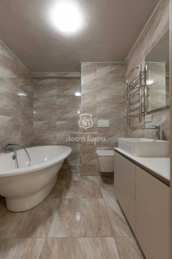 Продаж 2-кімнатної квартири 75.5 м², Березняківська вул., 14А