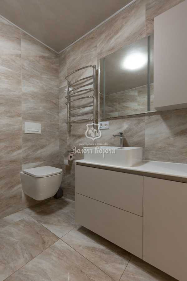 Продаж 2-кімнатної квартири 75.5 м², Березняківська вул., 14А