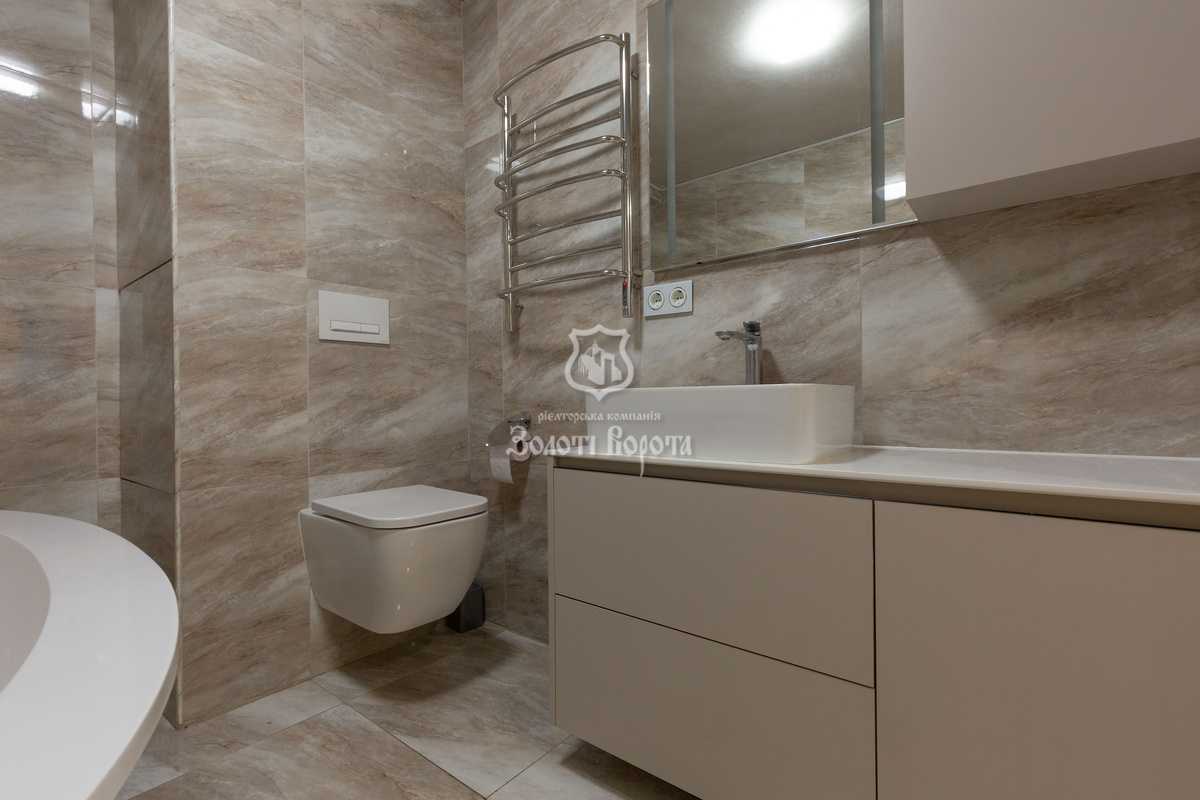 Продаж 2-кімнатної квартири 75.5 м², Березняківська вул., 14А