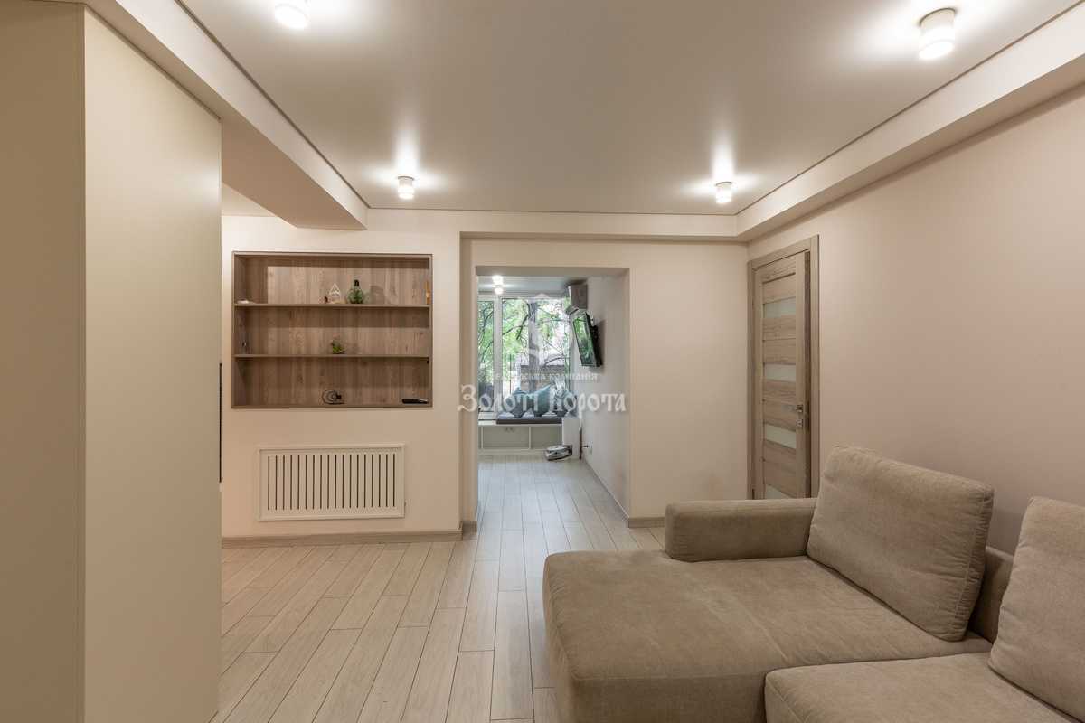Продаж 2-кімнатної квартири 75.5 м², Березняківська вул., 14А