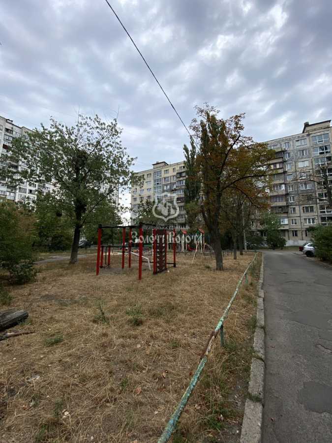 Продаж 2-кімнатної квартири 75.5 м², Березняківська вул., 14А