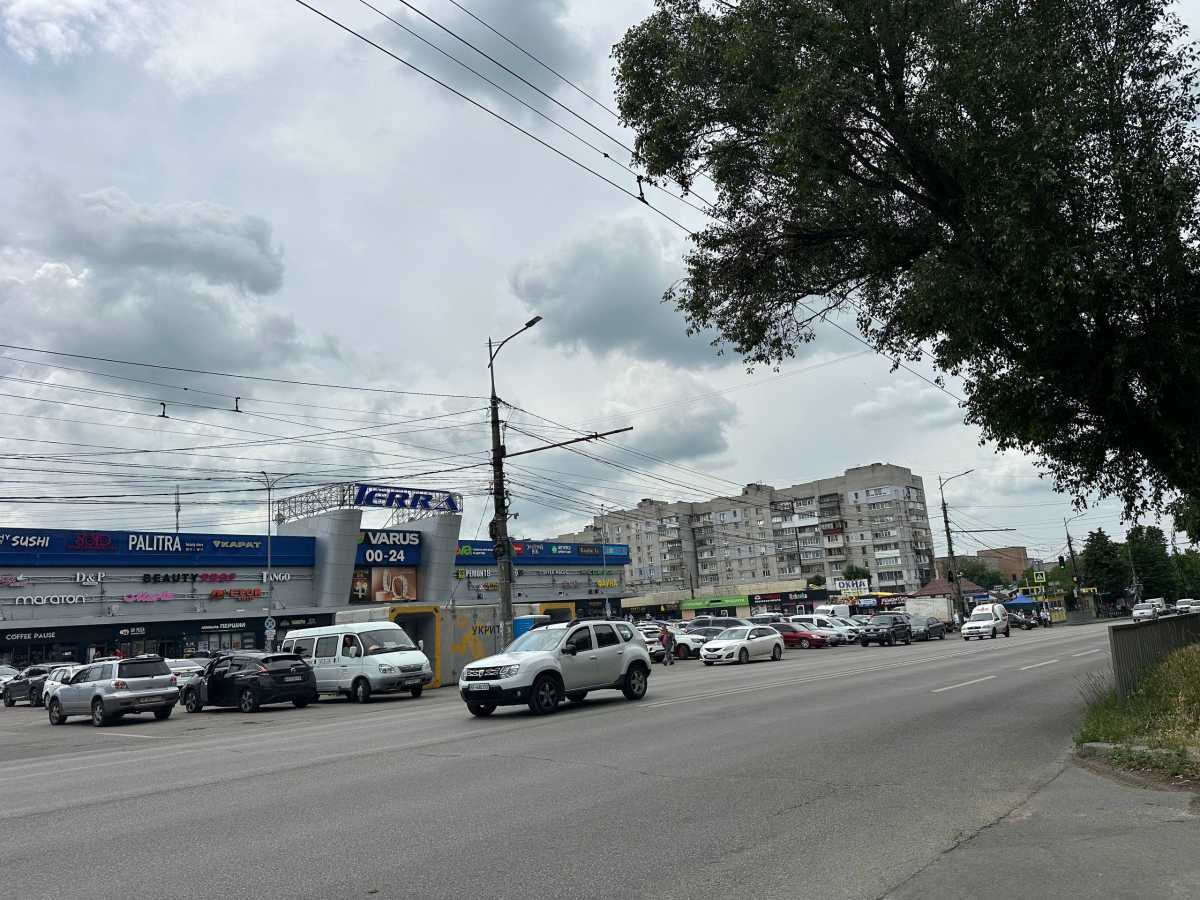 Продажа 3-комнатной квартиры 64 м², Тополя-1, 15