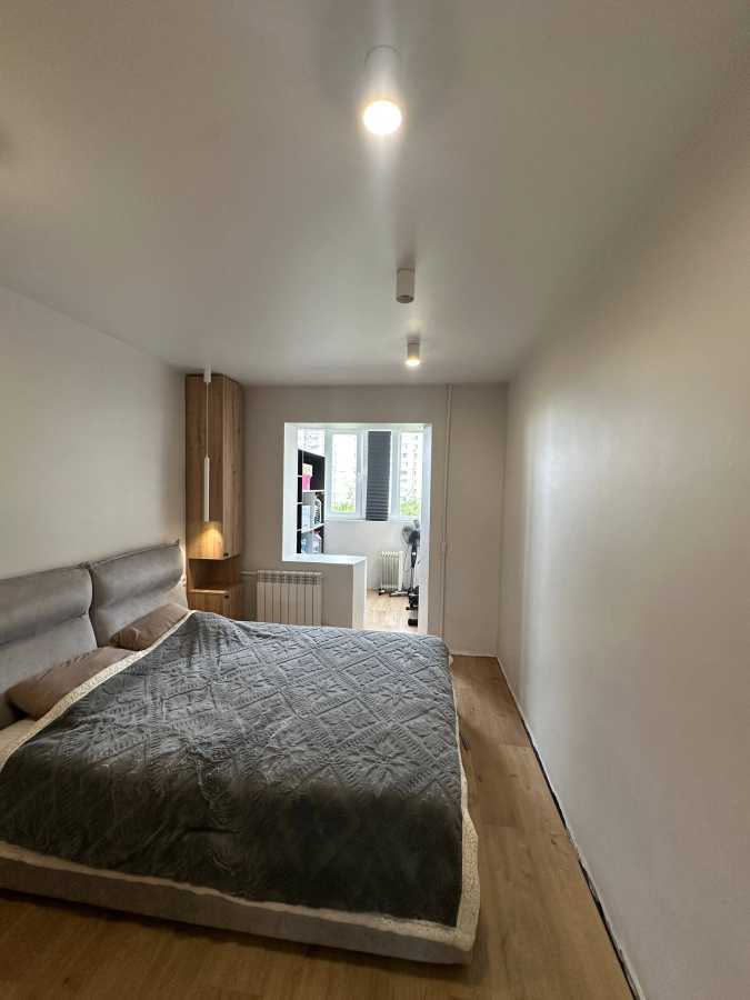 Продажа 3-комнатной квартиры 64 м², Тополя-1, 15