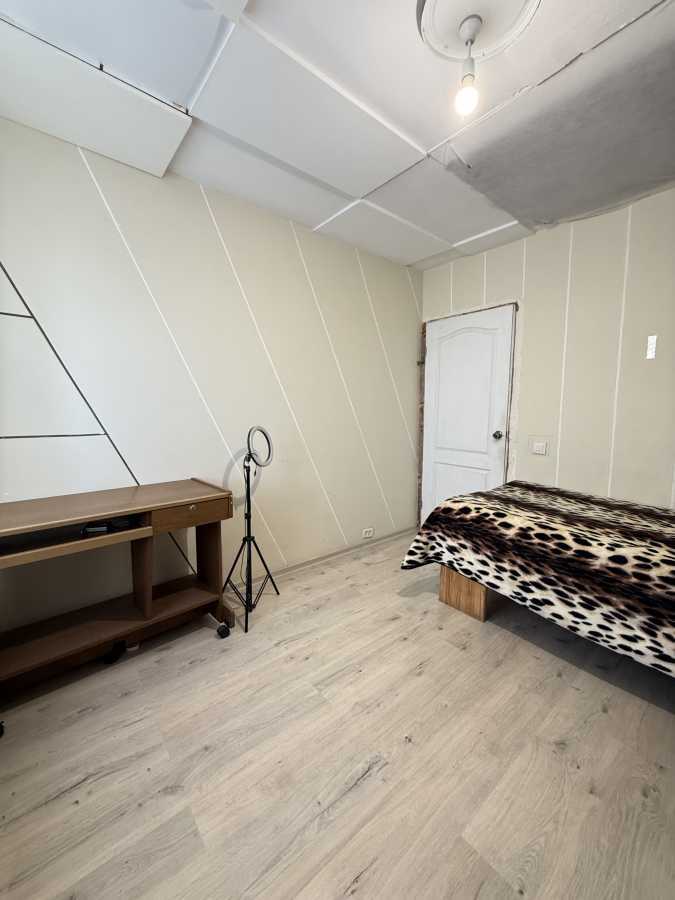 Продажа 3-комнатной квартиры 77 м², Азербайджанская ул., 16/2