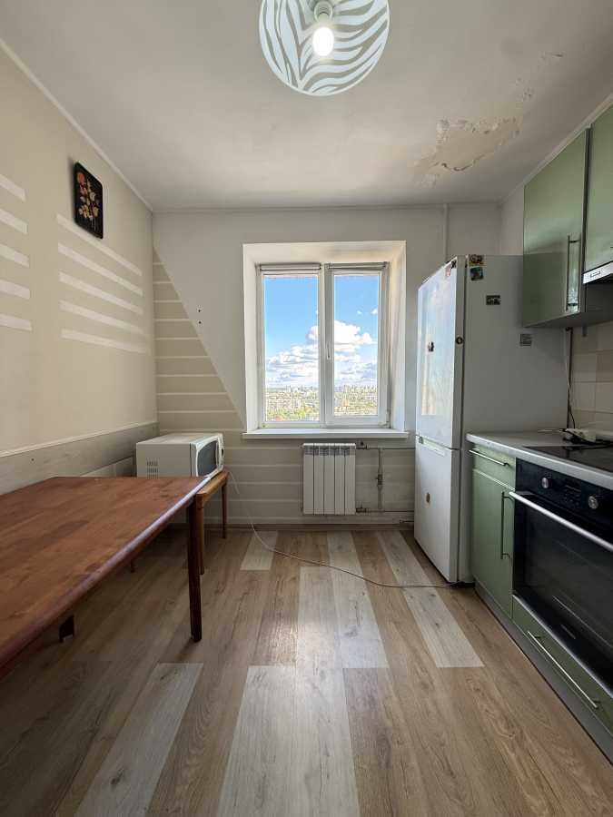 Продажа 3-комнатной квартиры 77 м², Азербайджанская ул., 16/2