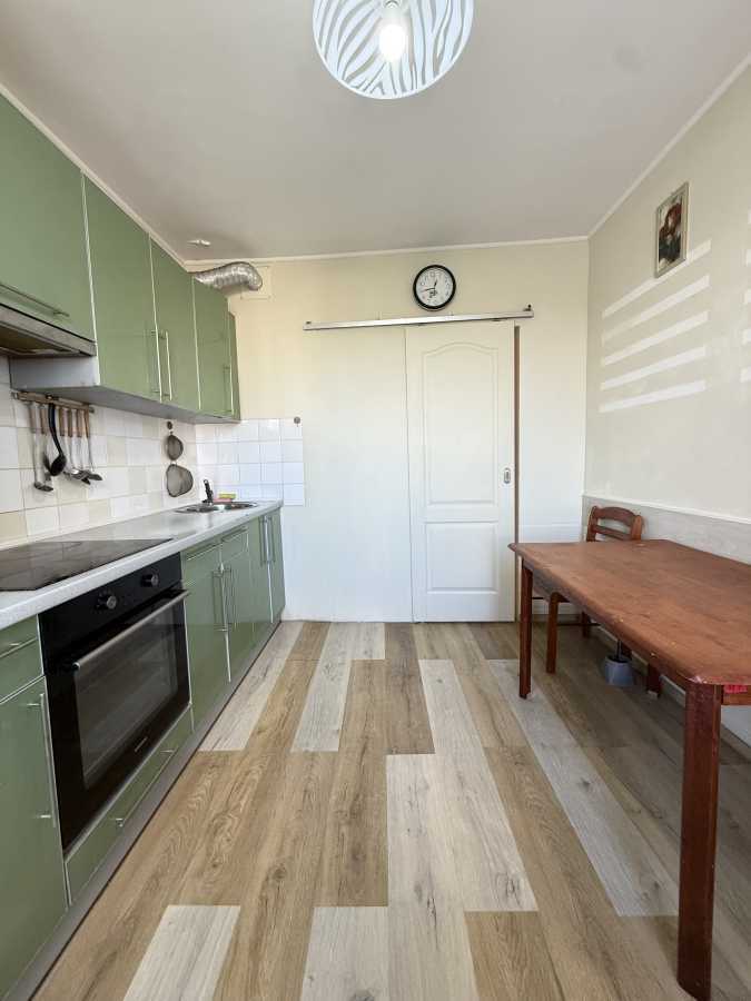 Продажа 3-комнатной квартиры 77 м², Азербайджанская ул., 16/2