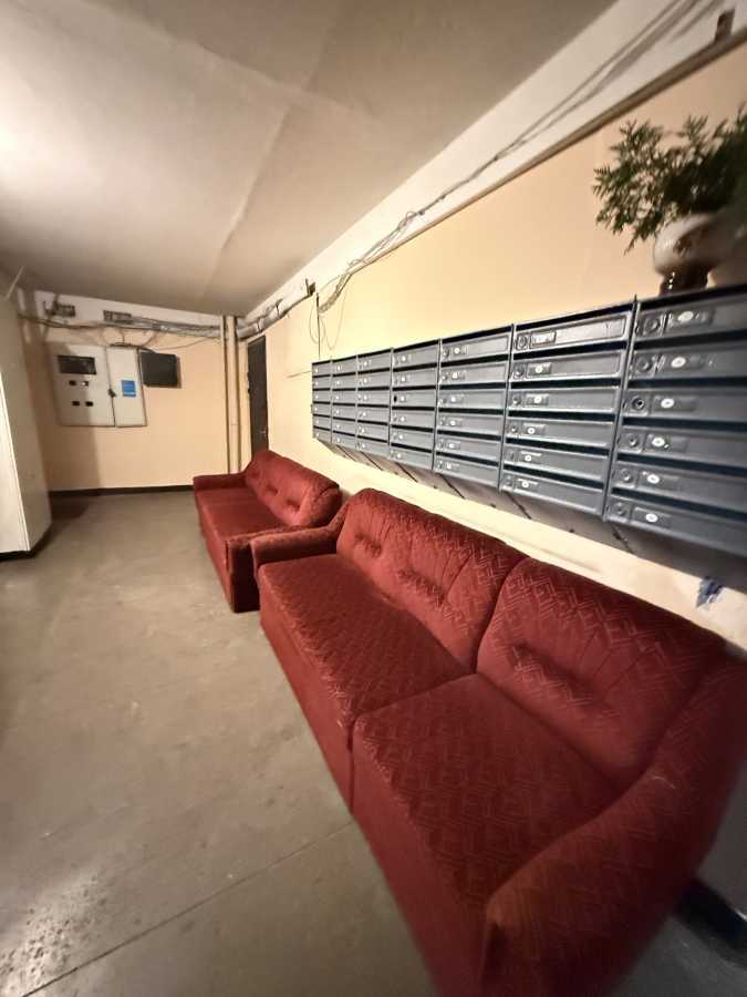 Продажа 3-комнатной квартиры 77 м², Азербайджанская ул., 16/2