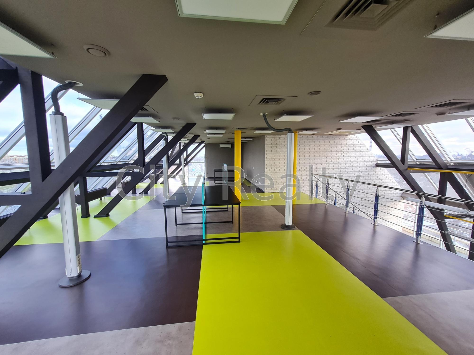 Аренда офиса 294 м², Степана Бандеры просп., 20Б