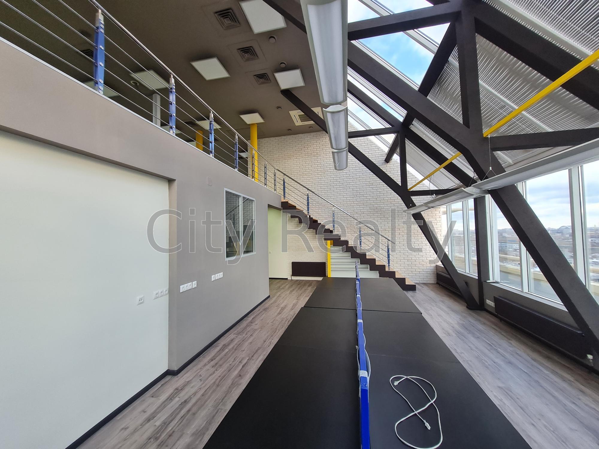 Аренда офиса 294 м², Степана Бандеры просп., 20Б
