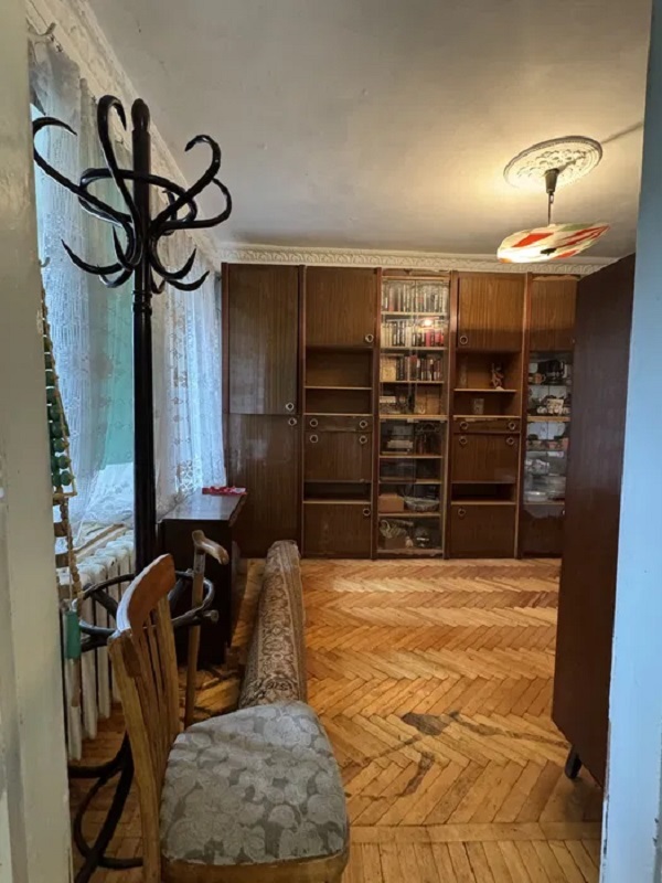 Продажа 4-комнатной квартиры 58.9 м², Тираспольская (Приморский) ул.