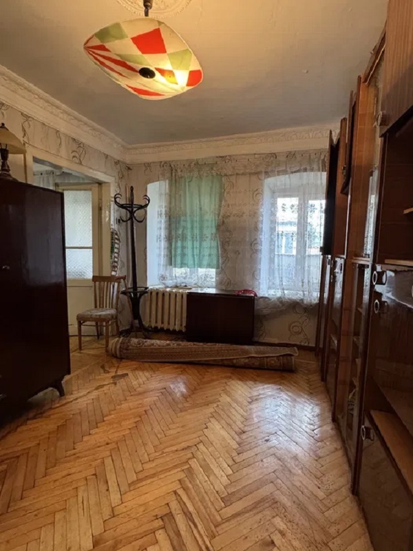 Продажа 4-комнатной квартиры 58.9 м², Тираспольская (Приморский) ул.