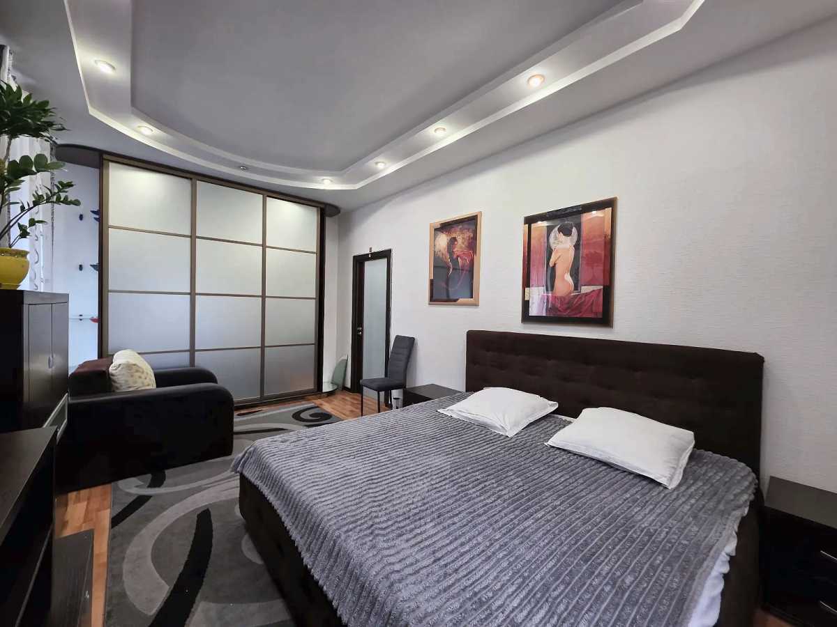 Продаж 2-кімнатної квартири 52.4 м², Казимира Малевича вул., 47/49