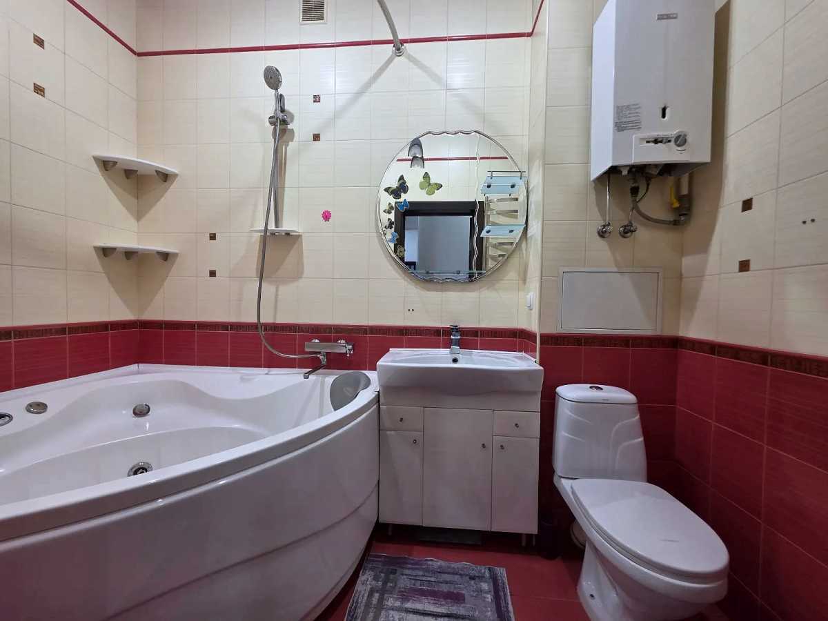 Продаж 2-кімнатної квартири 52.4 м², Казимира Малевича вул., 47/49