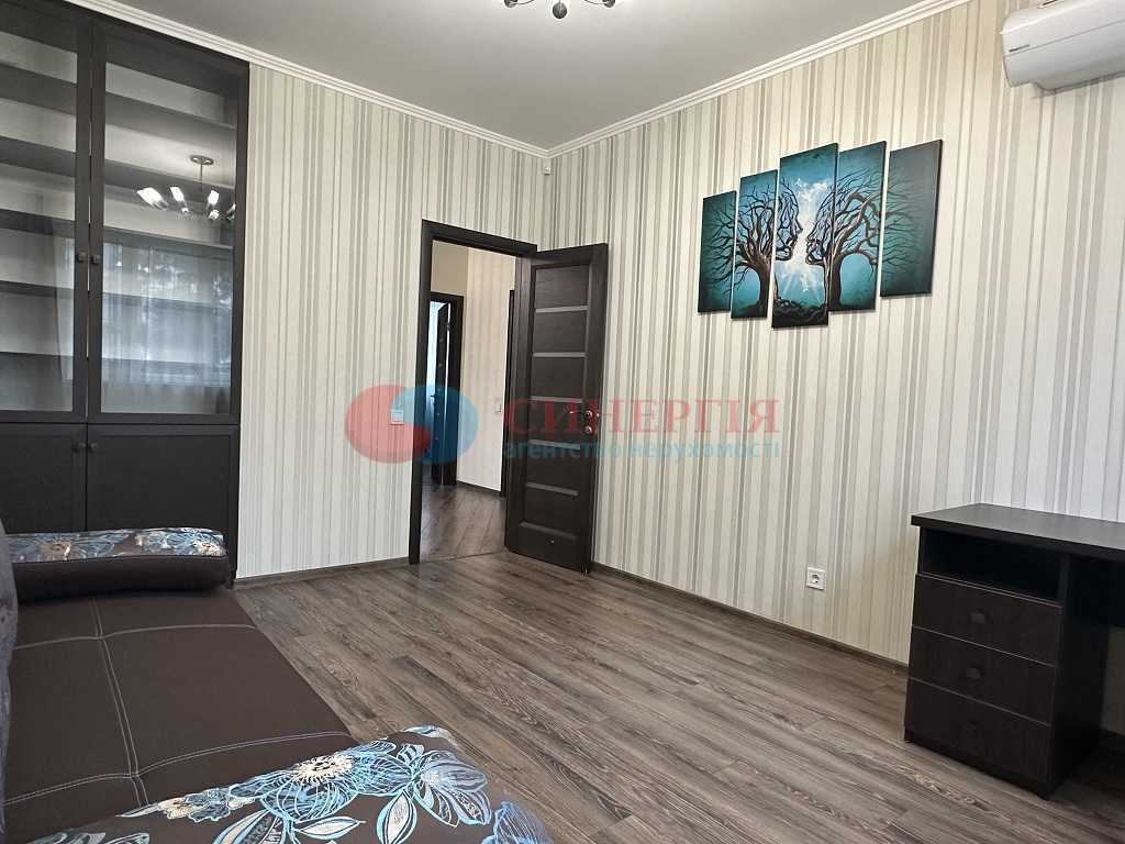 Оренда 4-кімнатної квартири 100 м², Мельникова, 51Б
