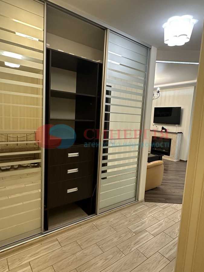 Оренда 4-кімнатної квартири 100 м², Мельникова, 51Б