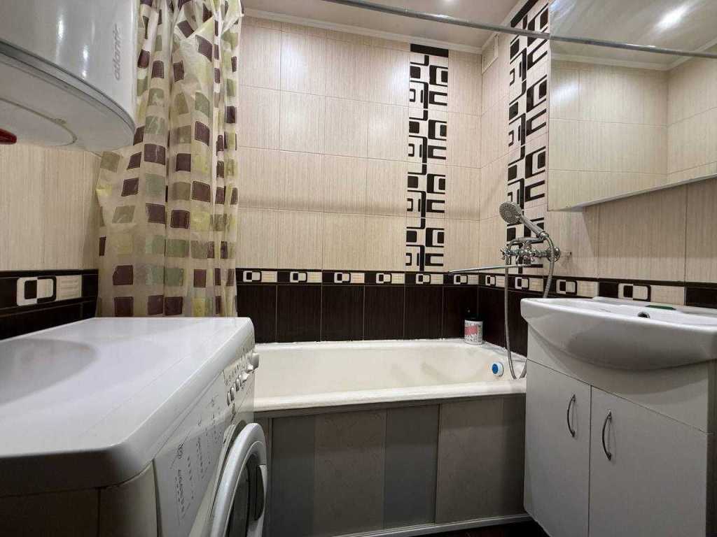 Продажа 1-комнатной квартиры 36.8 м², Академика Ефремова ул., 15