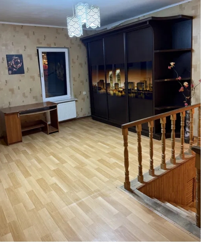 Аренда дома 160 м², Жаботинского ул.