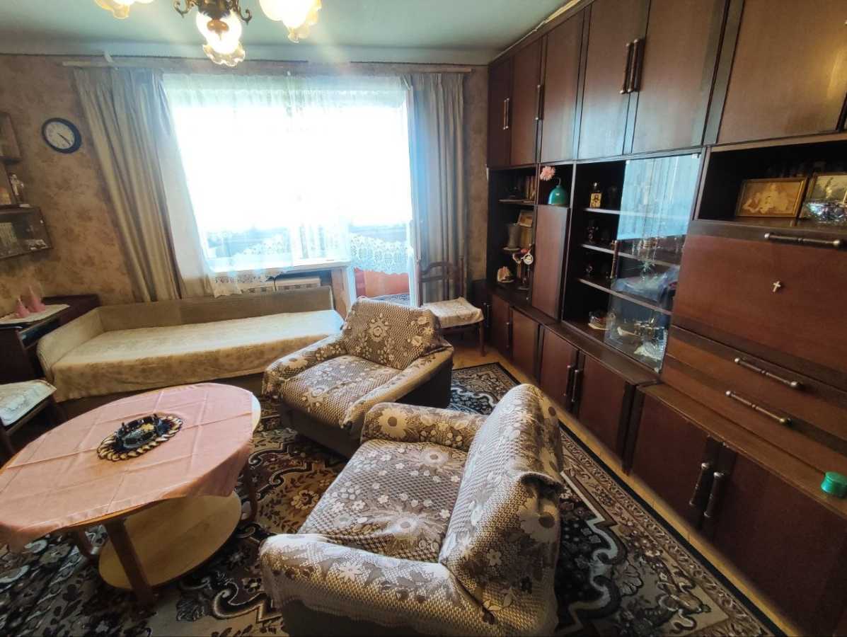 Продажа 3-комнатной квартиры 70 м², Феодосийская ул., 4