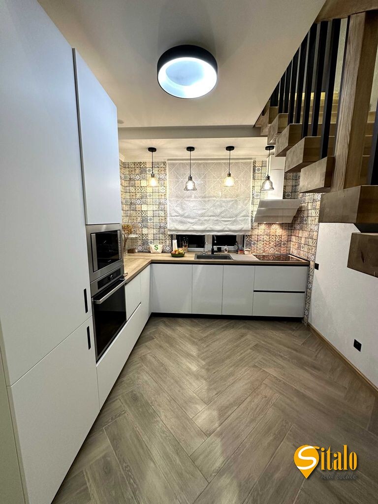 Продаж будинку 150 м²