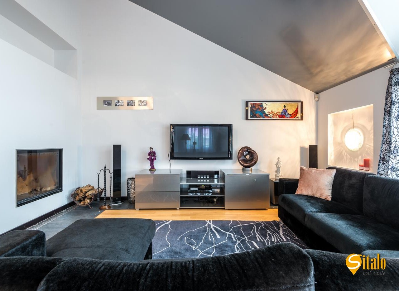 Продажа дома 280 м², 3-я Озерная ул.