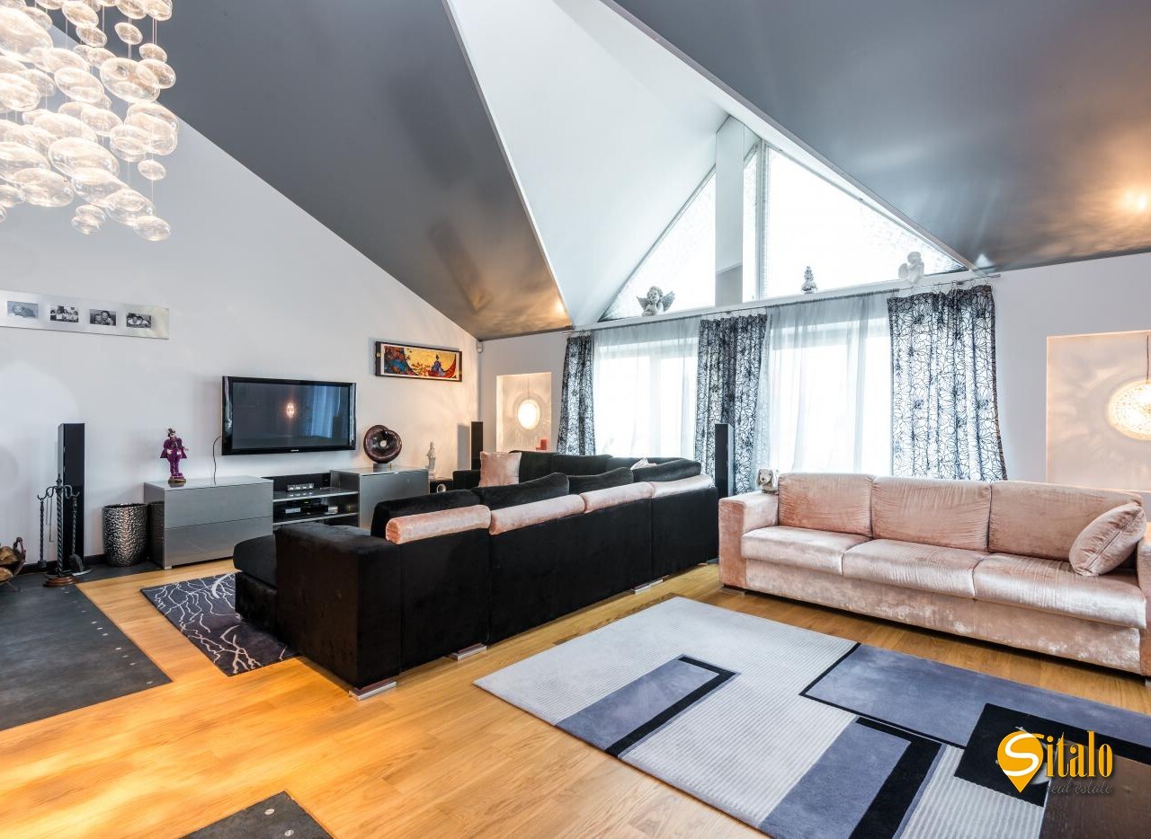 Продажа дома 280 м², 3-я Озерная ул.