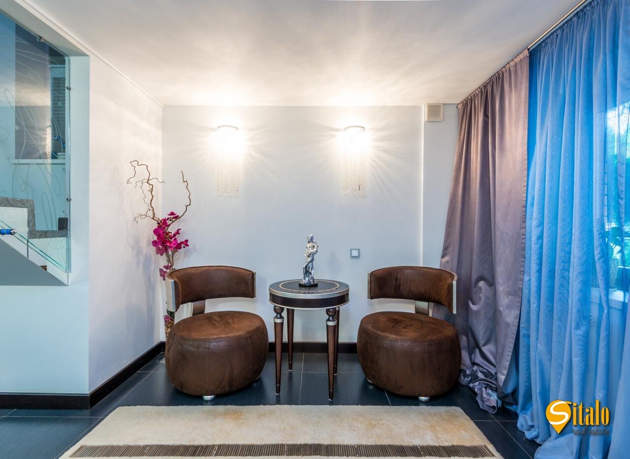 Продажа дома 280 м², 3-я Озерная ул.
