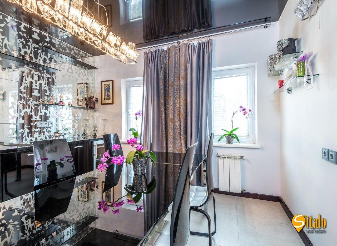 Продажа дома 280 м², 3-я Озерная ул.