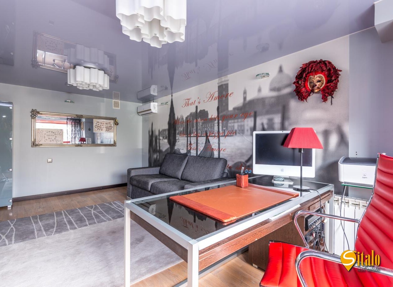 Продажа дома 280 м², 3-я Озерная ул.