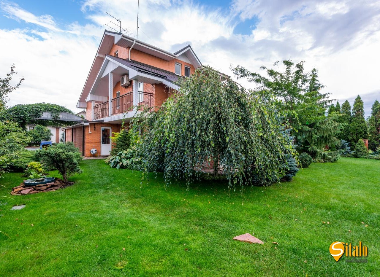 Продажа дома 280 м², 3-я Озерная ул.
