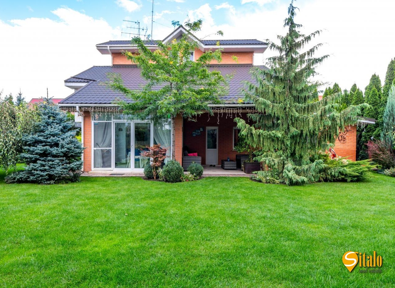 Продажа дома 280 м², 3-я Озерная ул.