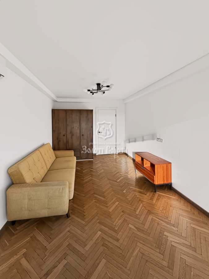 Продажа 2-комнатной квартиры 51.9 м², Плеханова ул., 6