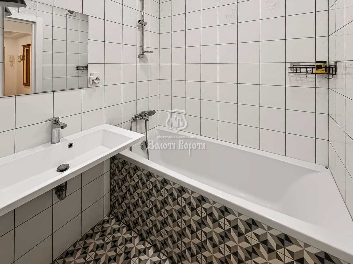 Продажа 2-комнатной квартиры 51.9 м², Плеханова ул., 6