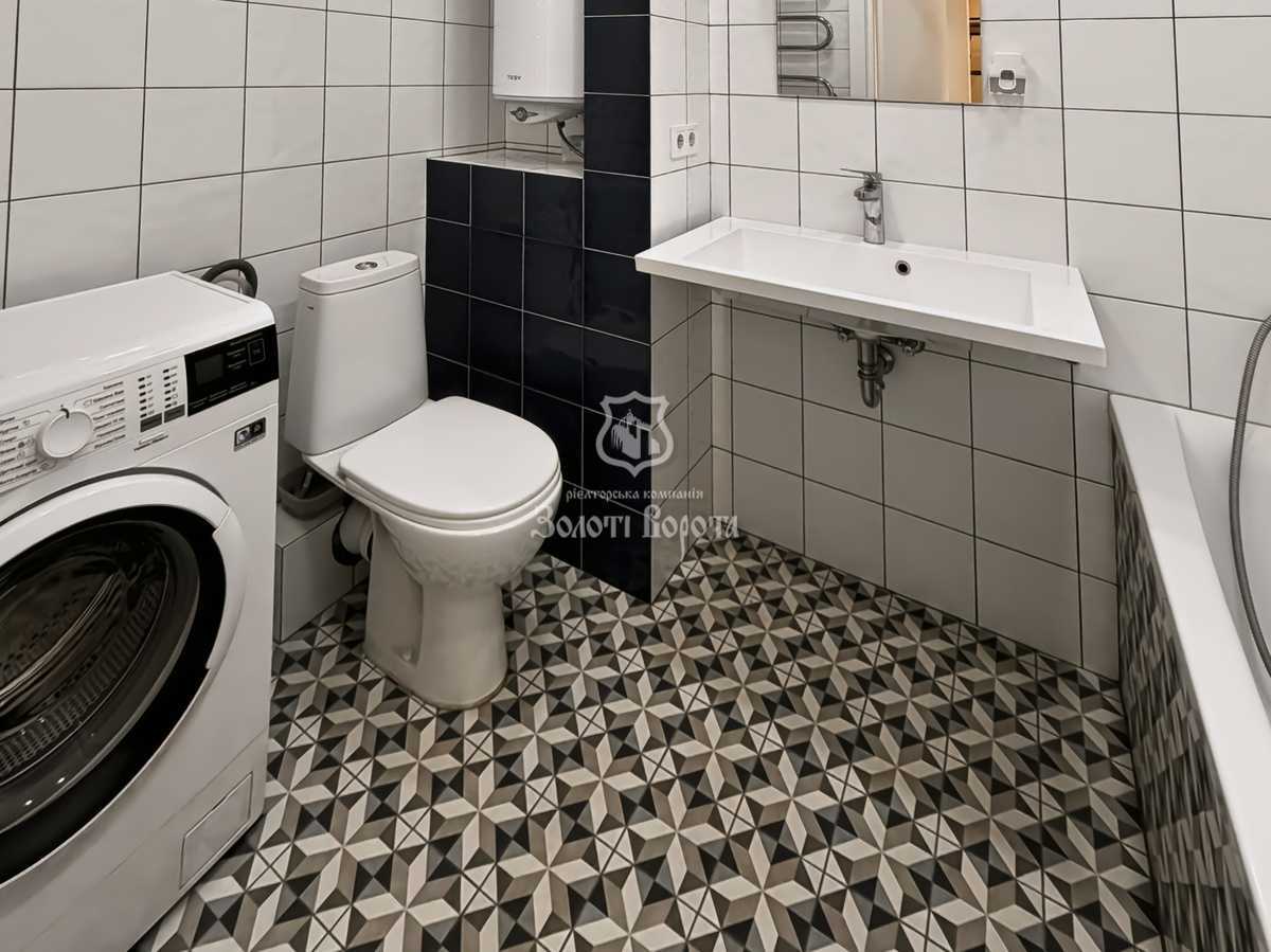 Продажа 2-комнатной квартиры 51.9 м², Плеханова ул., 6