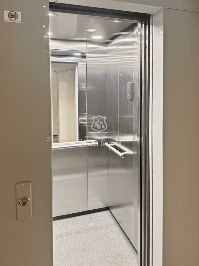 Продажа 2-комнатной квартиры 51.9 м², Плеханова ул., 6