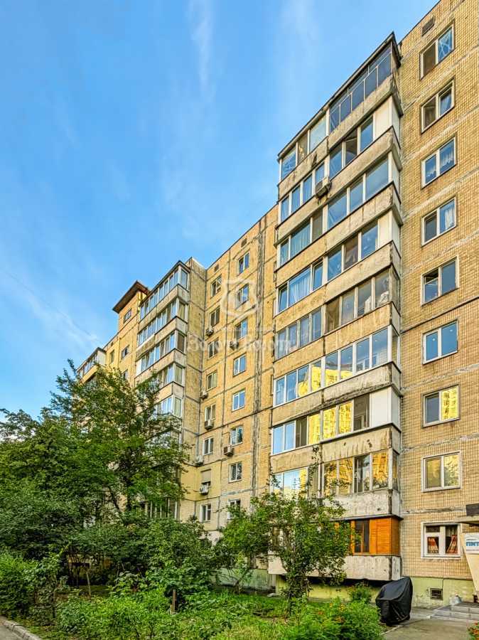Продажа 2-комнатной квартиры 51.9 м², Плеханова ул., 6