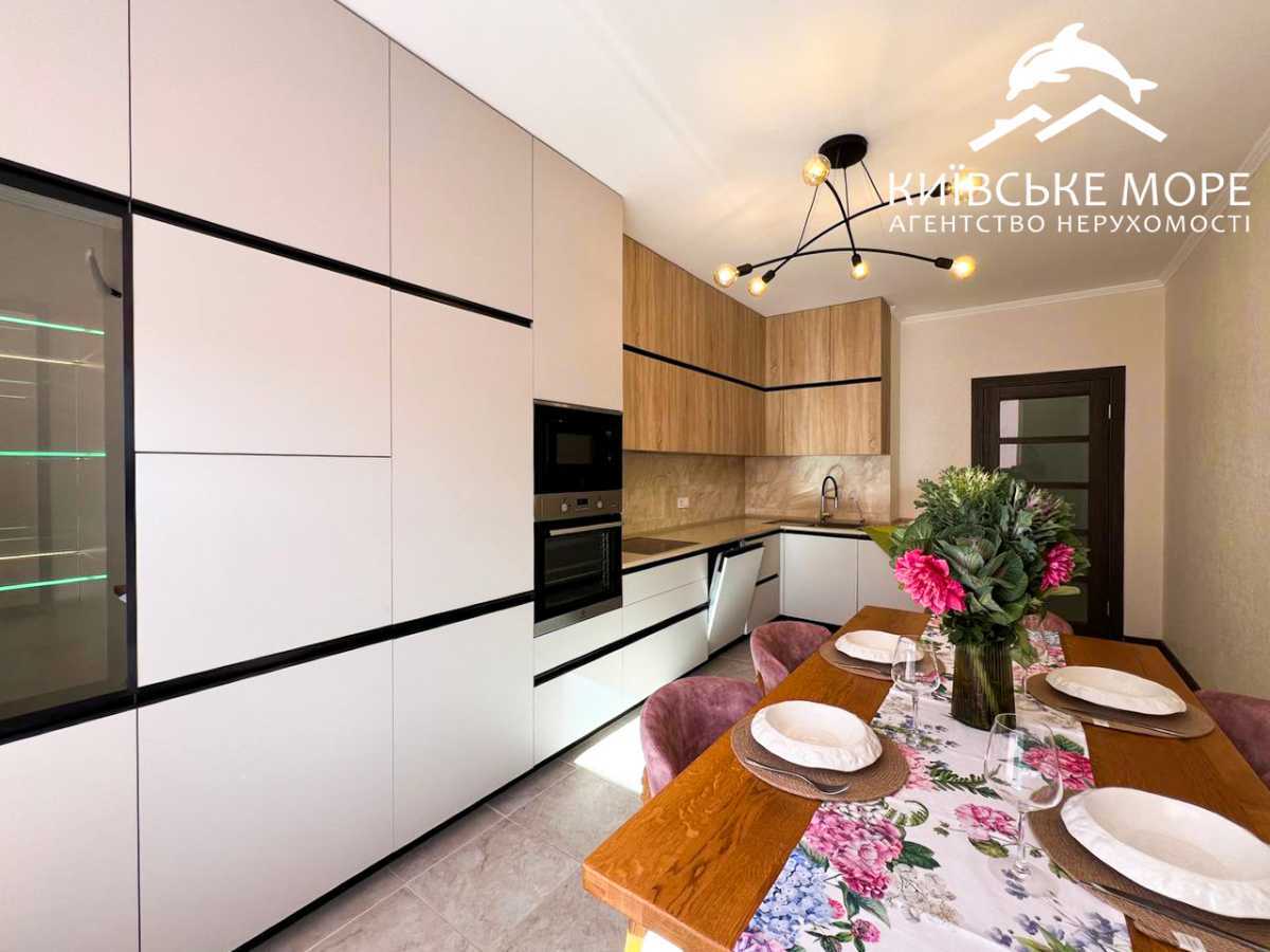 Продажа 3-комнатной квартиры 96 м², Ивана Выговского ул., 12К