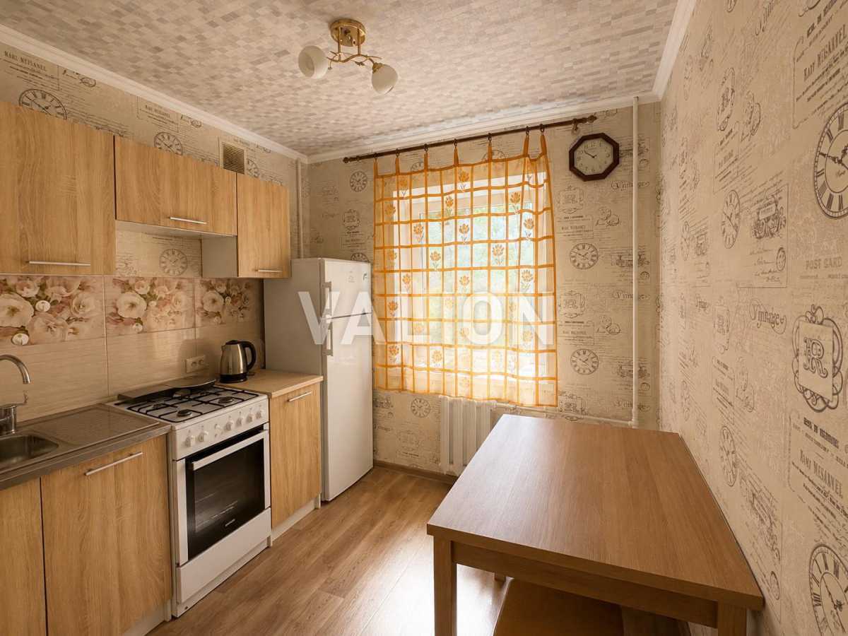 Продажа 1-комнатной квартиры 32 м², Деревлянская ул., 21