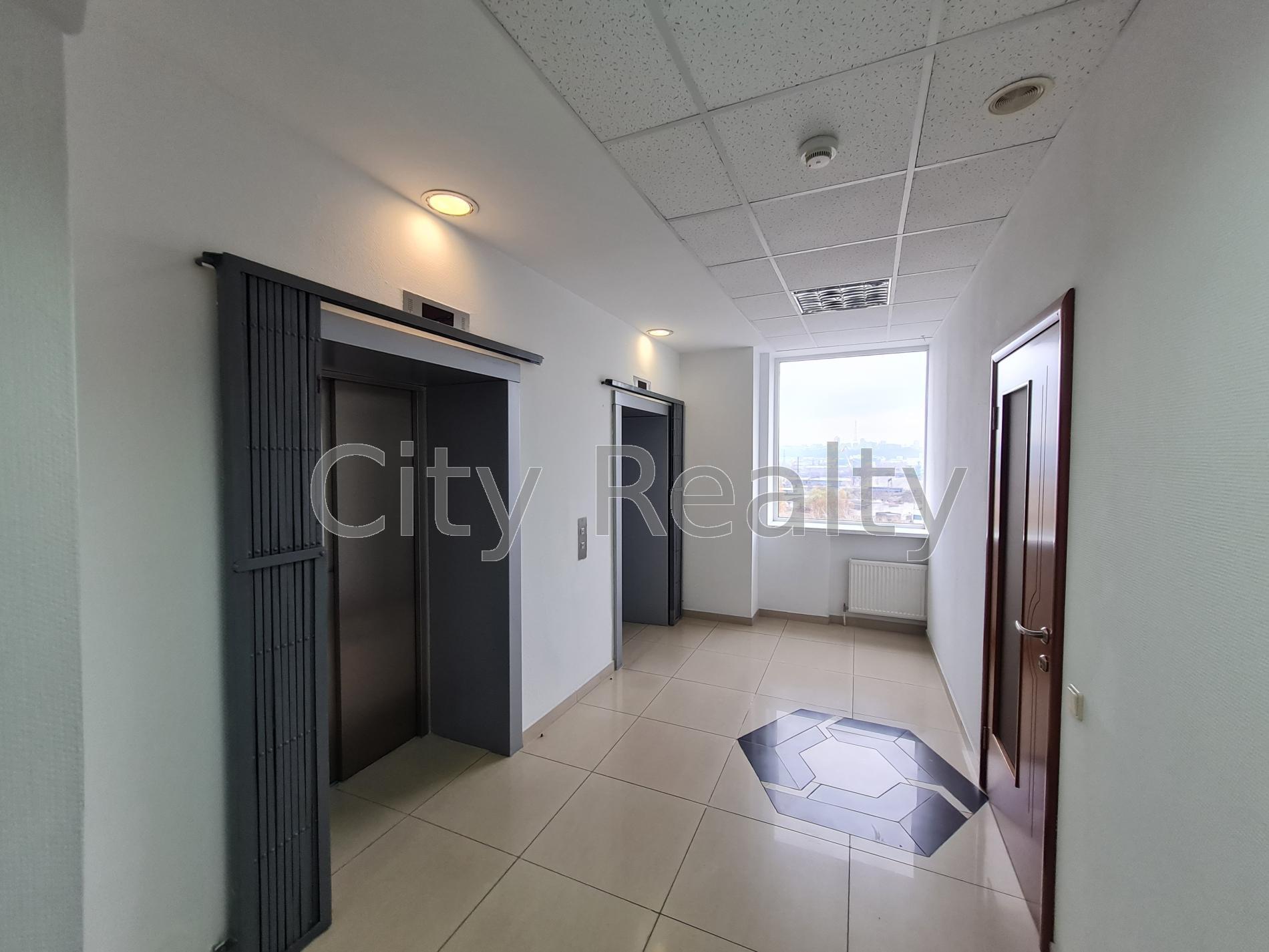Аренда офиса 294 м², Степана Бандеры просп., 20Б