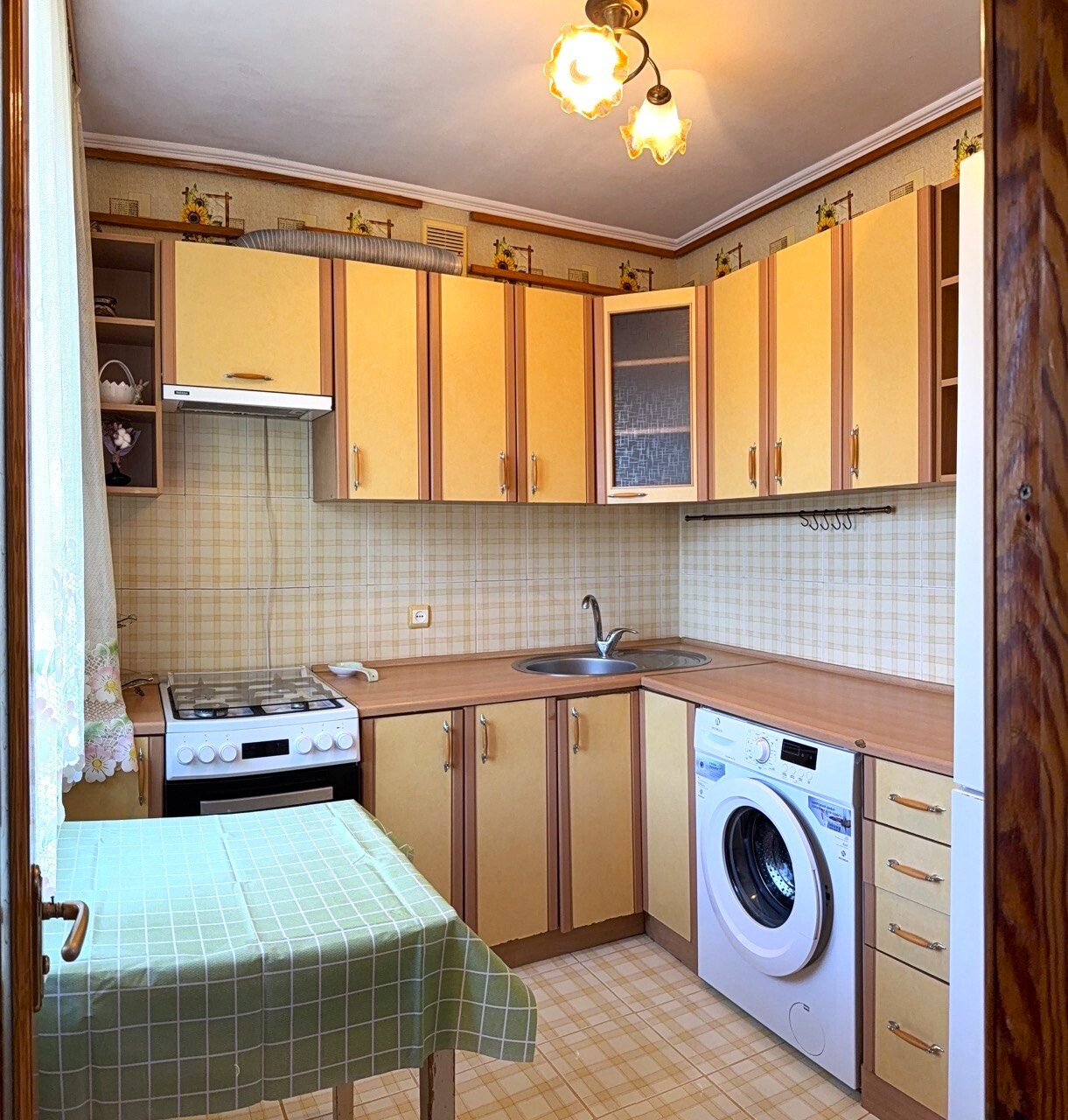 Продажа 2-комнатной квартиры 43.4 м², Варненская ул., 12/3